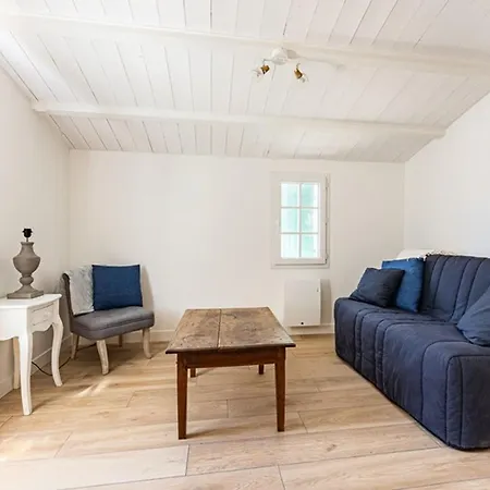 Maison Neuve Avec Piscine Chauffee - 4 Chambres, Pres - Fr-1-835-39